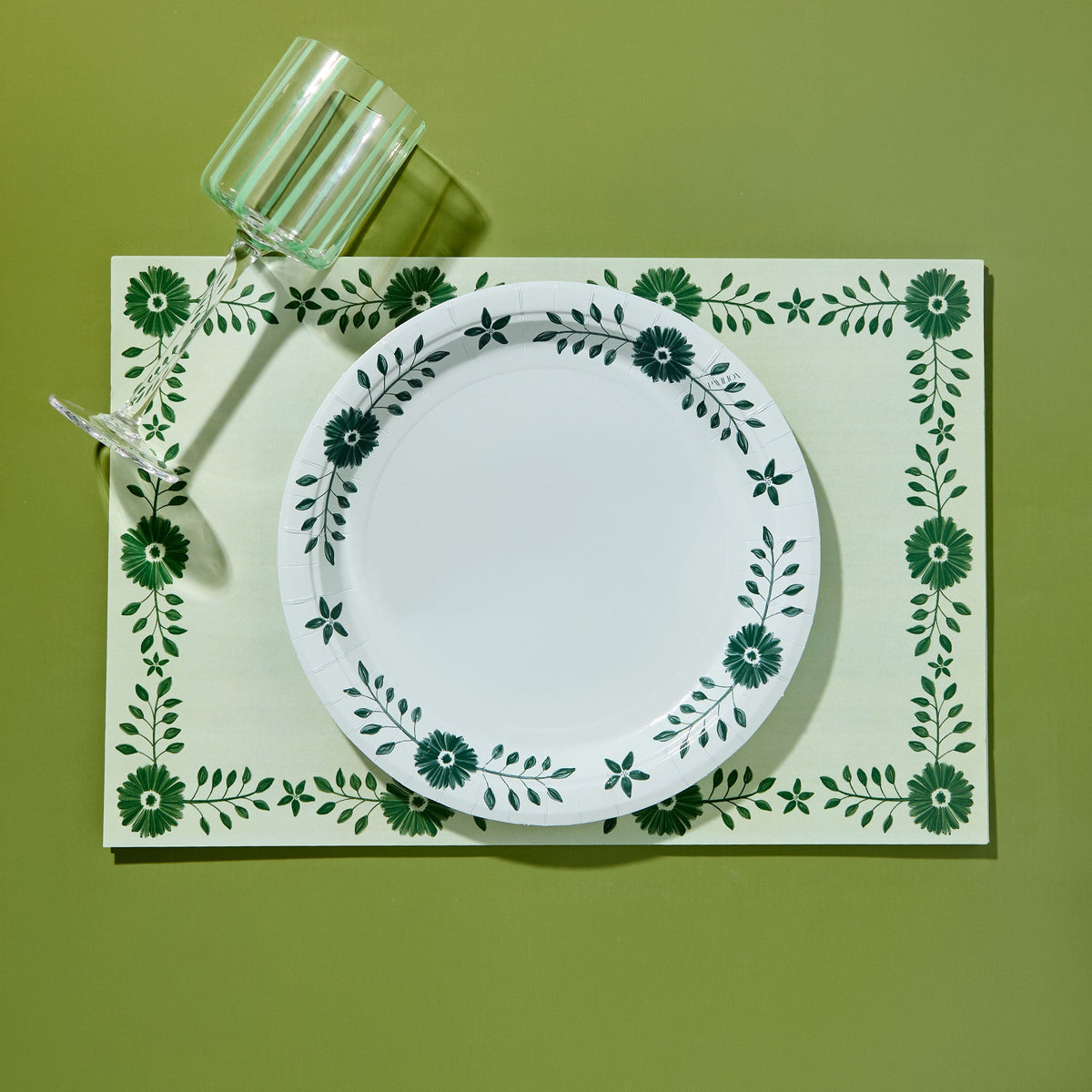 Josephine Daisy Paper Placemat Pad